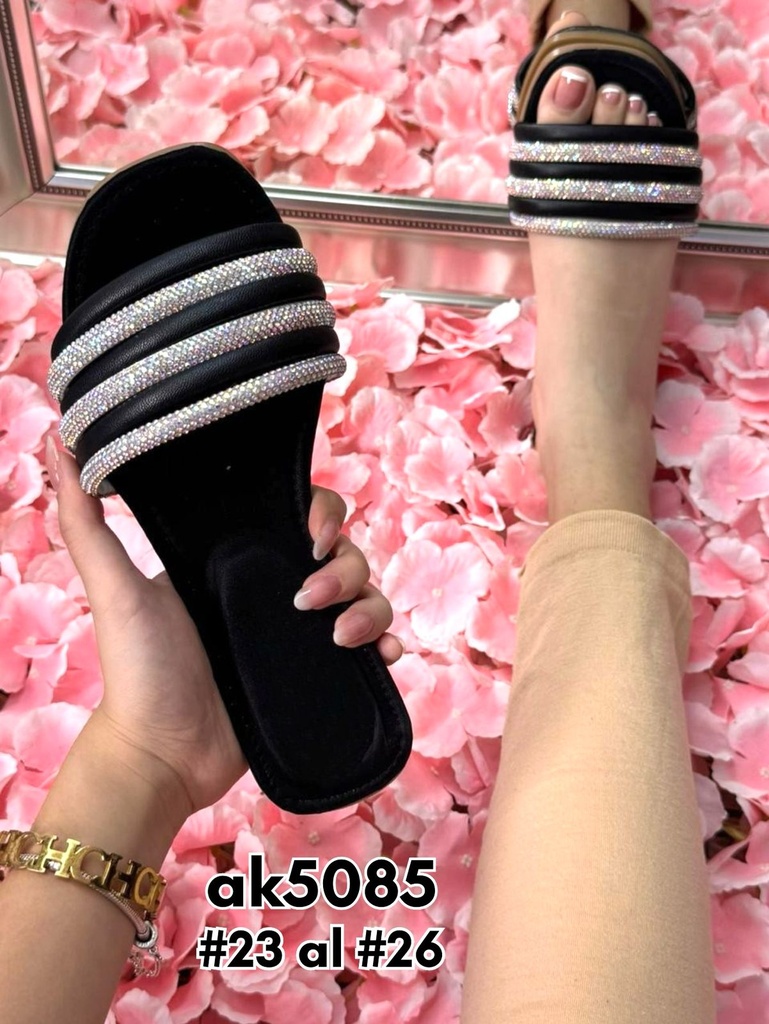 AK5085