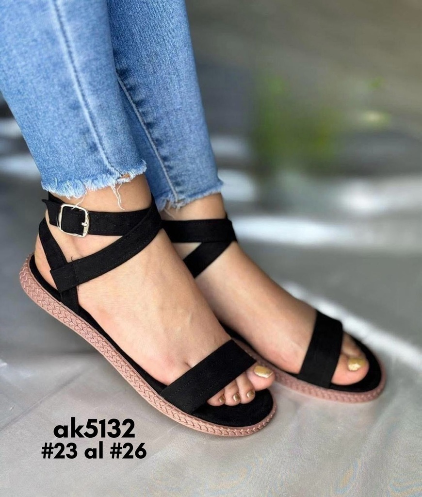 AK5132