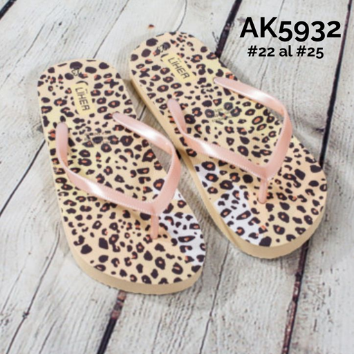 AK5932