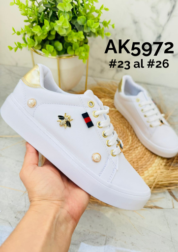 AK5972