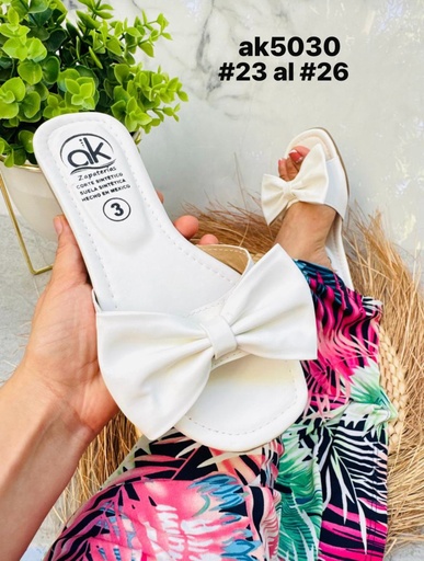 AK5030