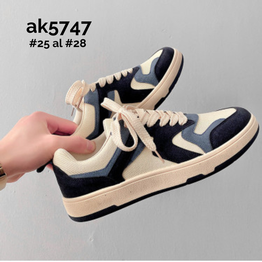 AK5747