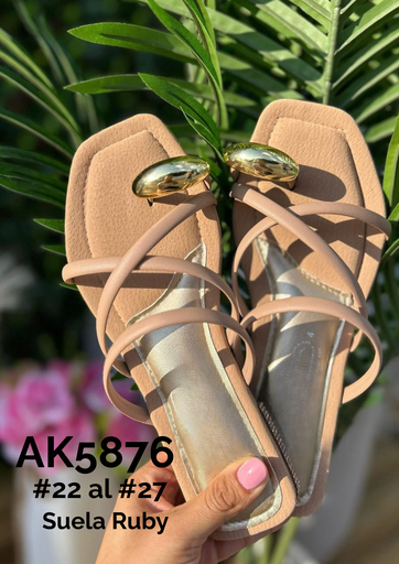 AK5876